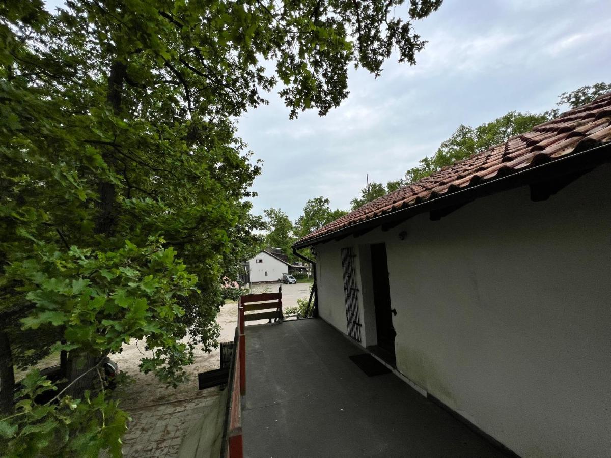 Austeria Przyjezierze Apartamento Przyjezierze  Exterior foto